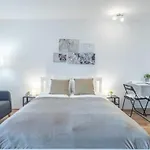 Modern & Cozy With Green Balcony