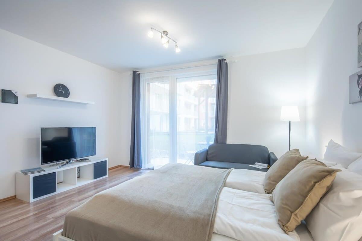 Modern & Cozy With Balcony Apartment Budapest
